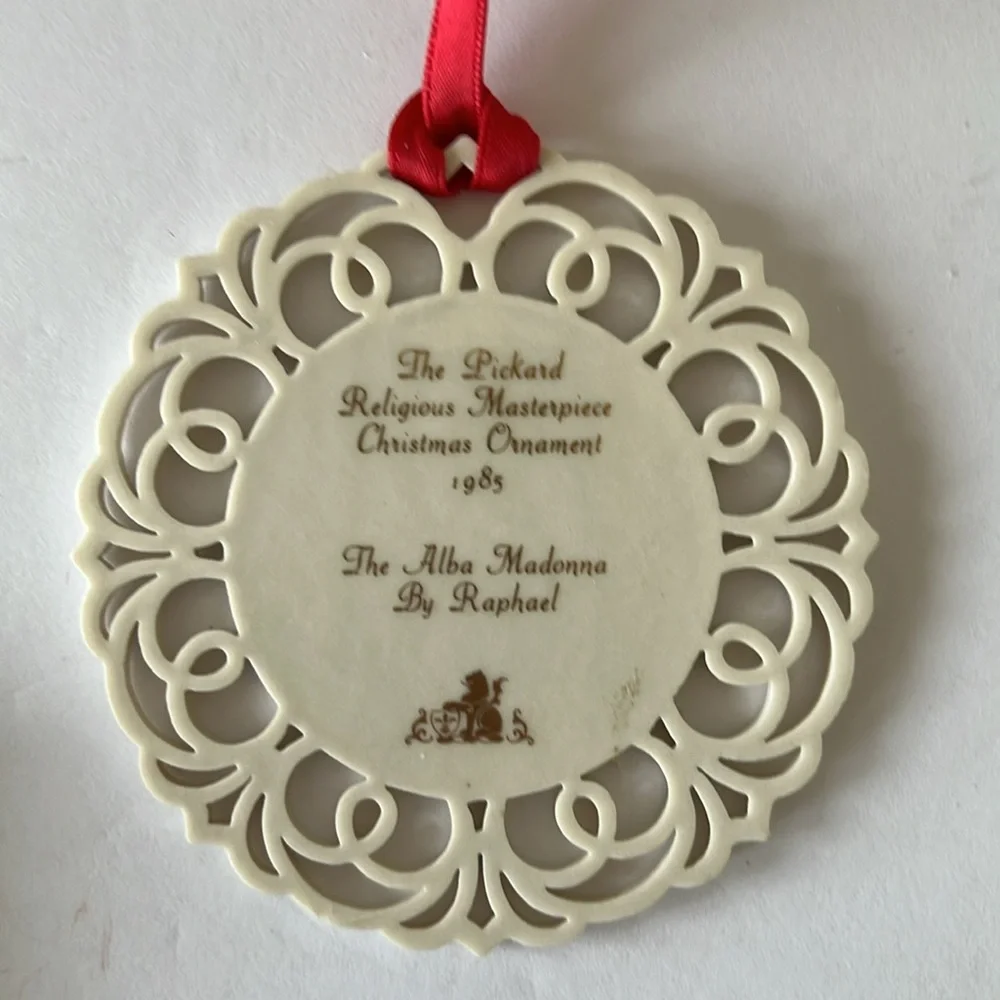 Pickard Religious Fine China Christmas Ornament The ALBA MADONNA by RAPHAEL 1985